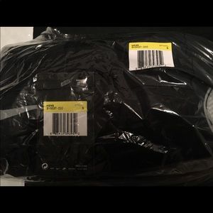 NIKE TDE EXCLUSIVE pop up shop black hoodie.